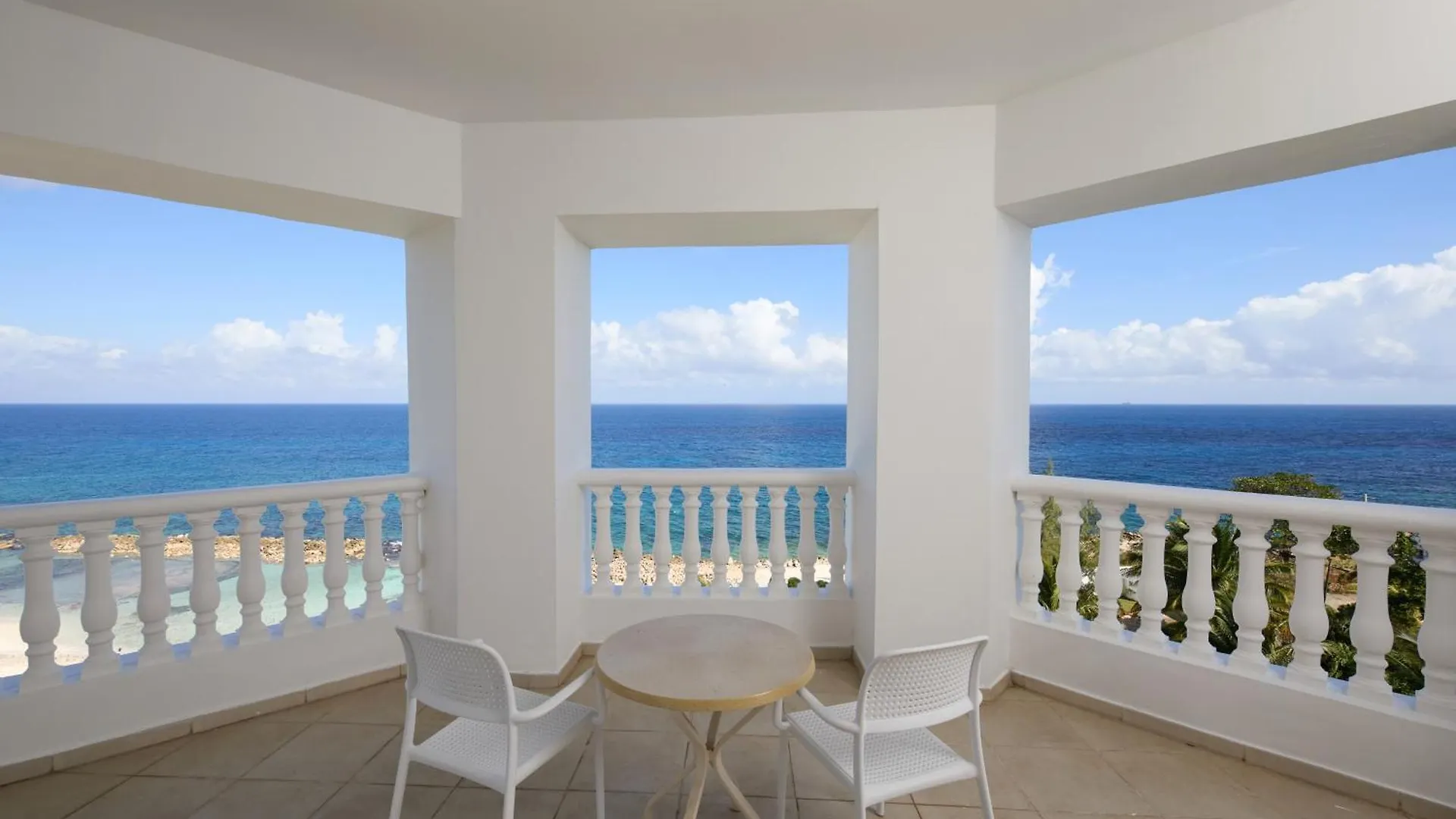 Bahia Principe Luxury Runaway Bay (Adults Only) 5*,  Jamaica