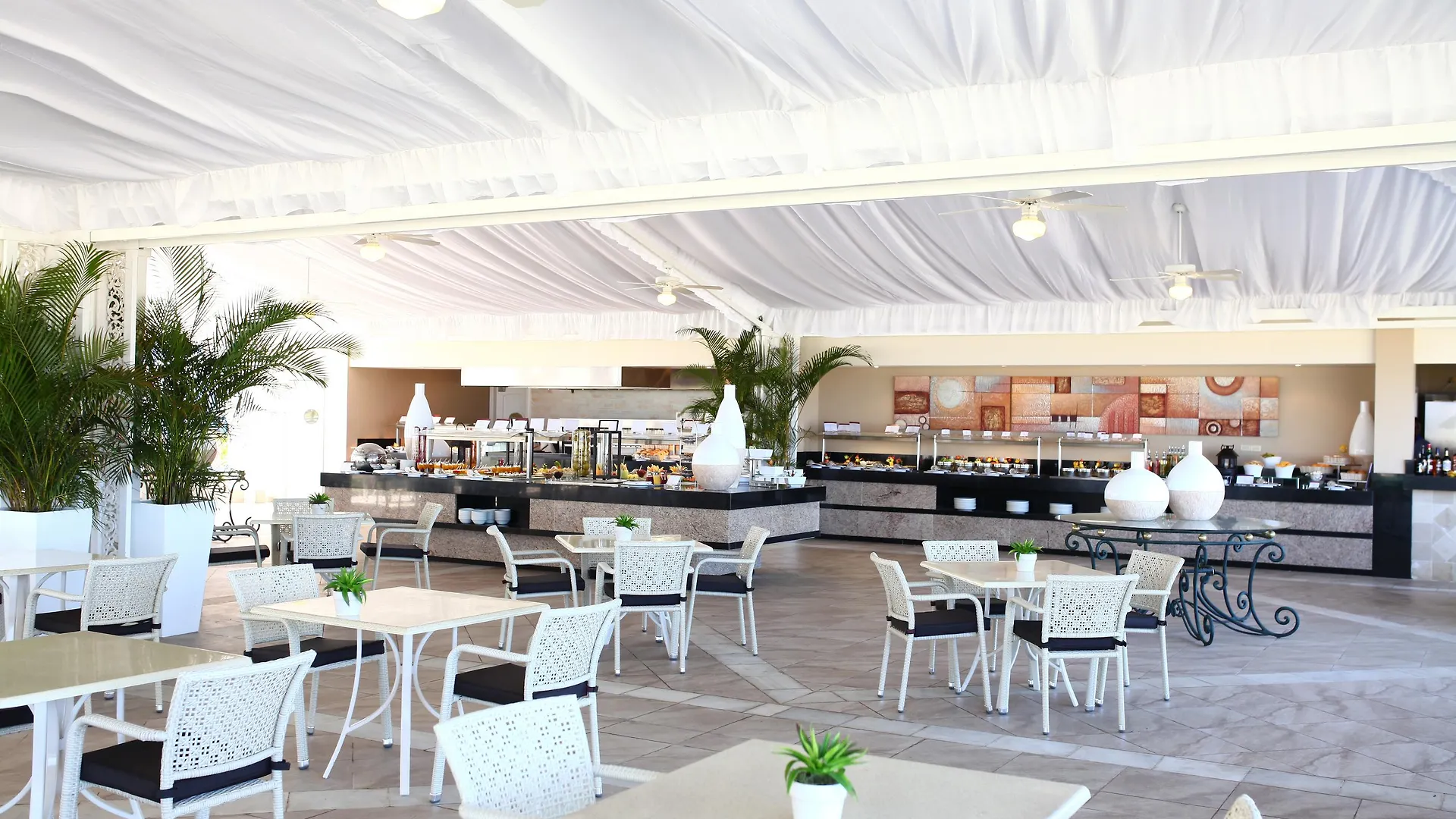 Bahia Principe Luxury Runaway Bay (Adults Only)
