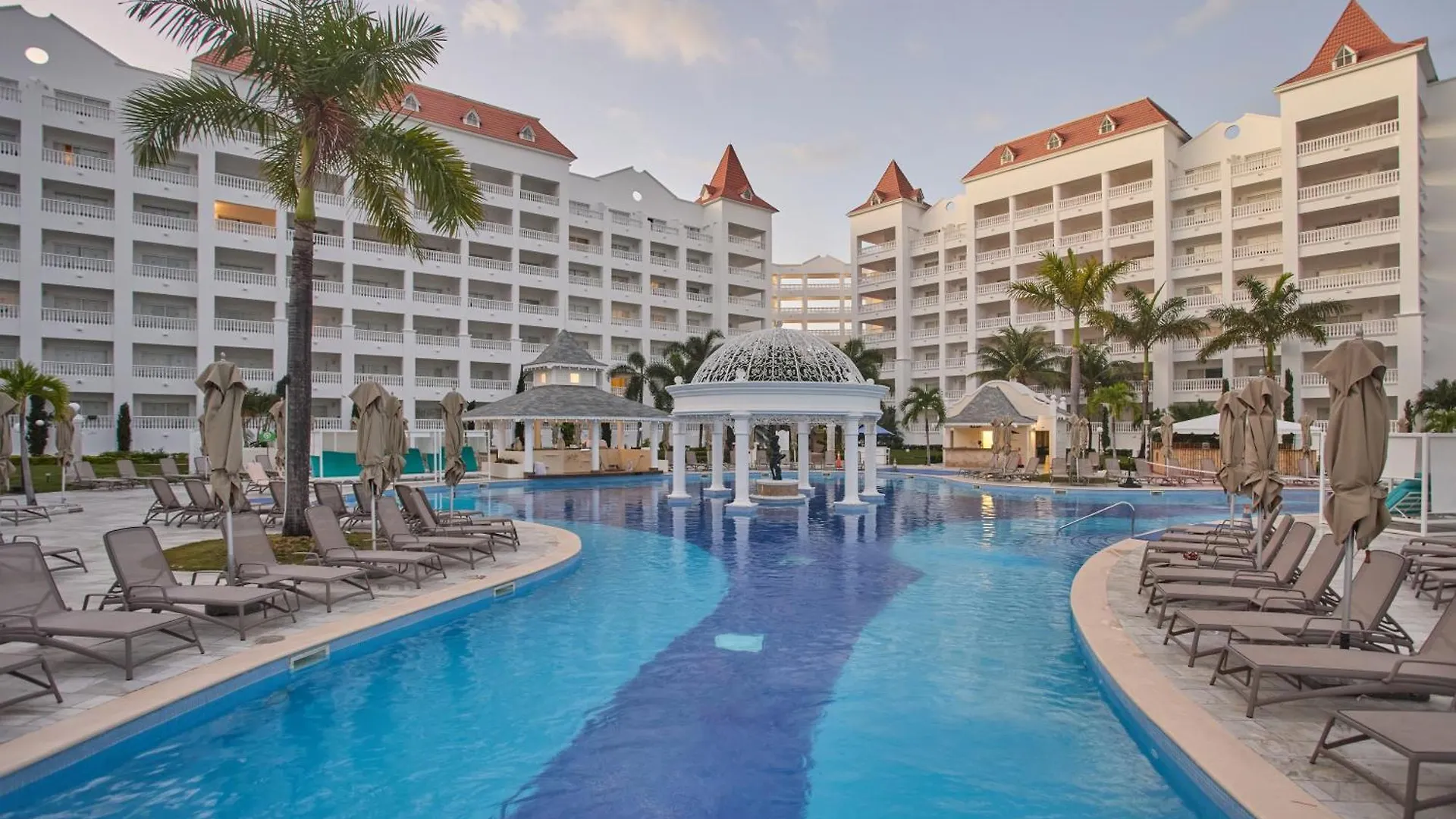 Bahia Principe Luxury Runaway Bay (Adults Only) 5*,